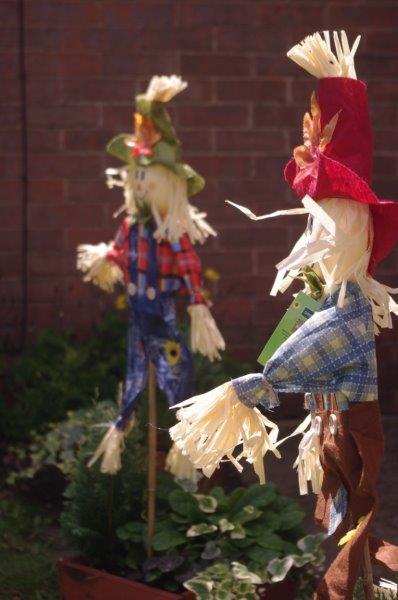 mini scarecrows