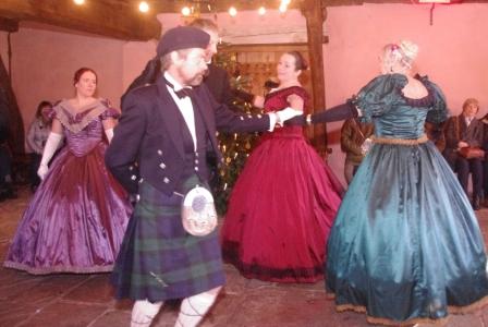 Arbeau historic dance troupe demonstrate a Victorian Scottish dance